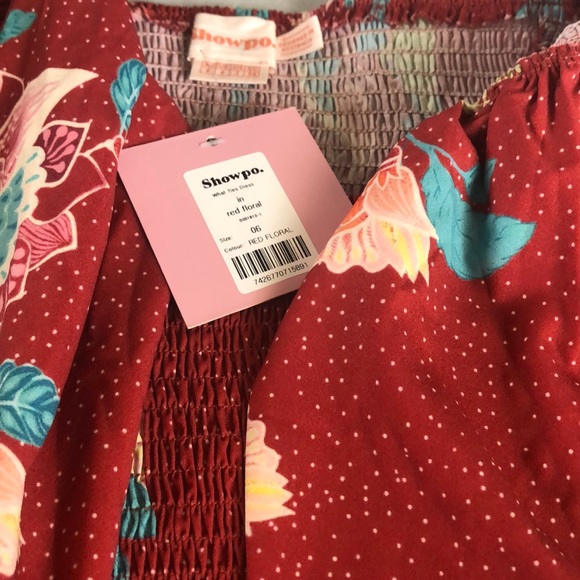 New Showpo Dress - Picture 3 of 4